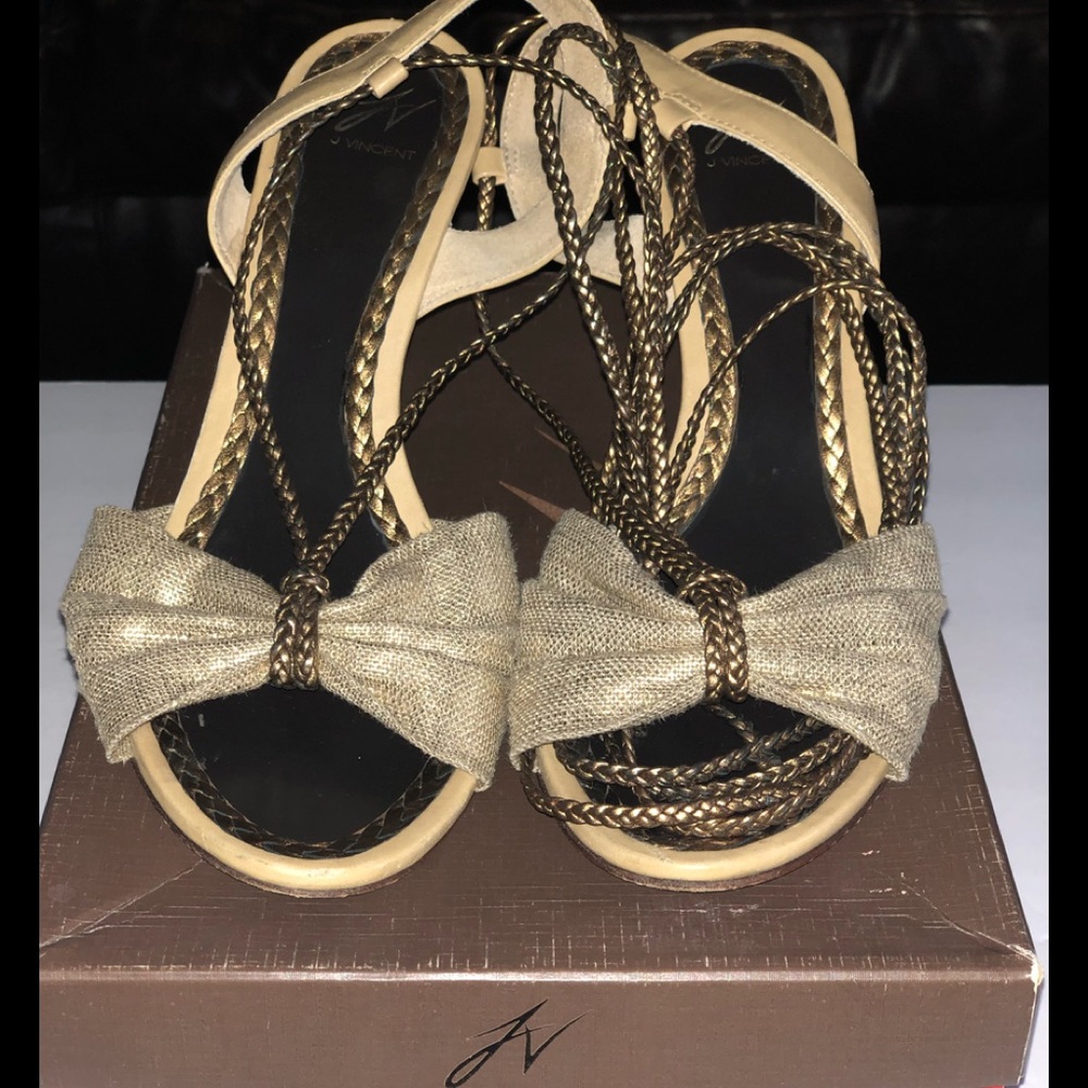 J Vincent Wedge Sandel. Gently worn.